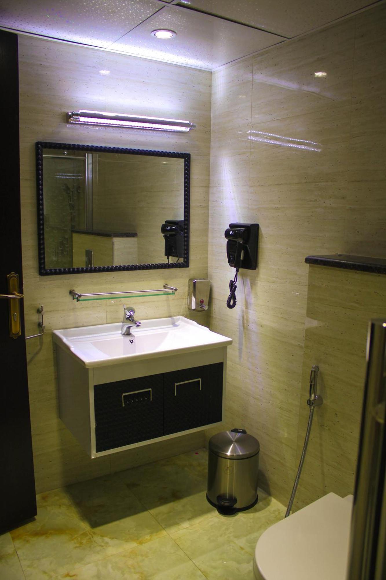 Qaser Al-Sultan Hotel Suites Amman Buitenkant foto
